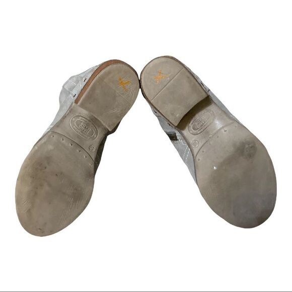 Sundance | Minty Sage Suede Handmade Etta Booties Ankle Boots Booties | 6 - Picture 6 of 6